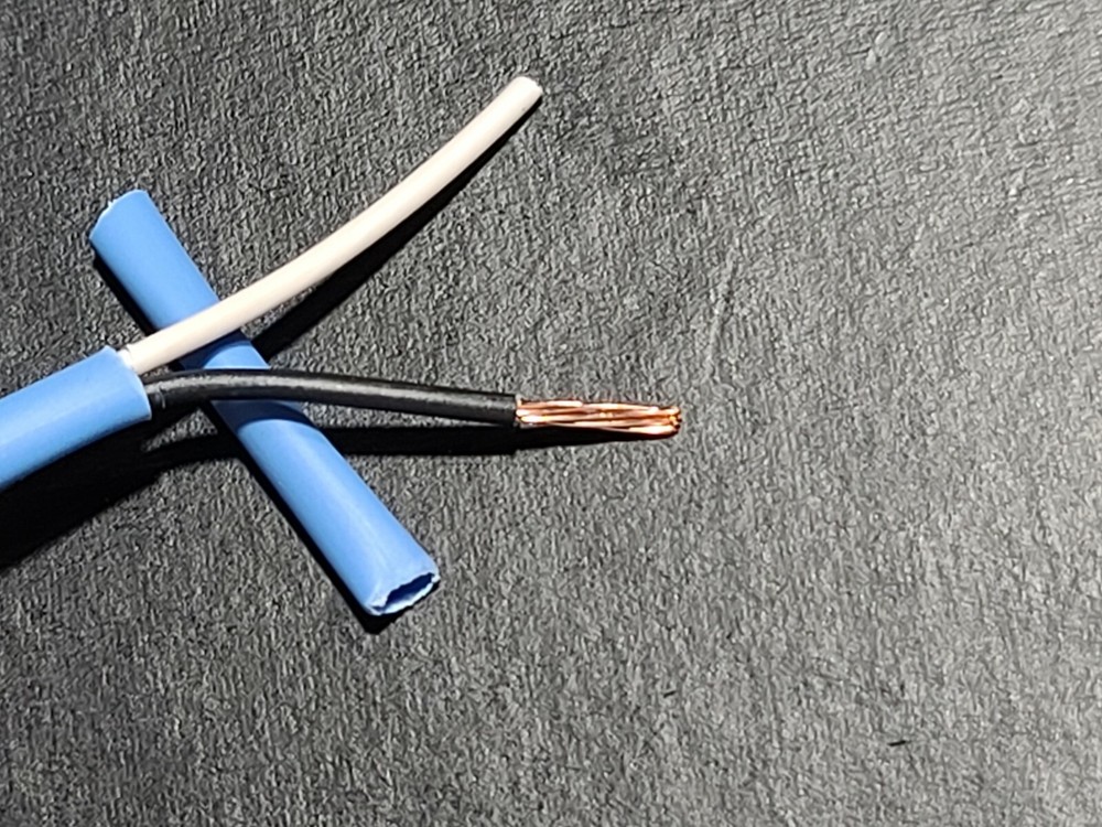 Anixter Northflex 18/2C Stranded Bare Copper Plenum Alarm Cable CMP Blue /100ft