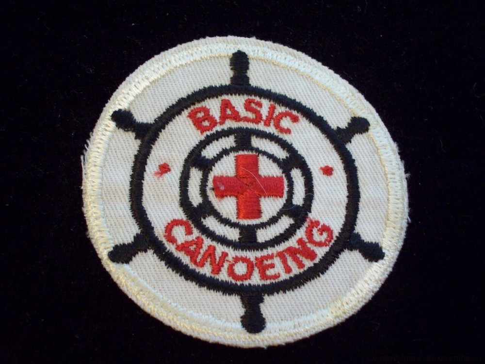 American Red Cross Basic Canoeing Patch Vintage ARC Round Embroidered Badge
