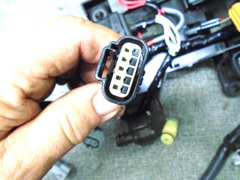 ENGINE WIRING HARNESS ASSY 36610-88LE2 36610-88LH0 SUZUKI OUTBOARD 2017 50 60 Hp