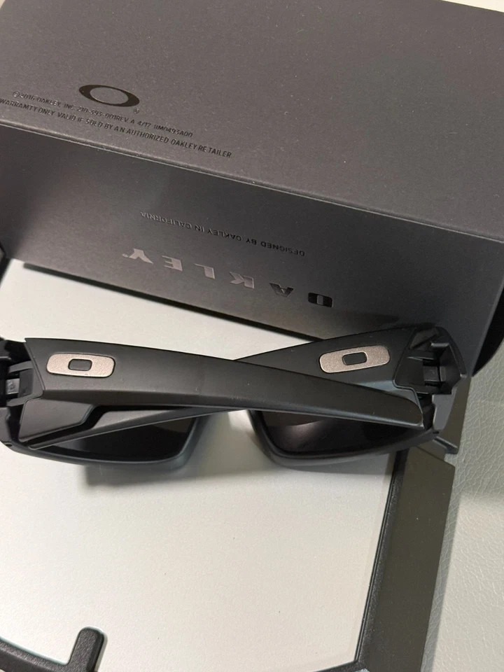 Oakley Gascan OO9014 Sunglasses Matte Black Frame Black Lens Rectangular