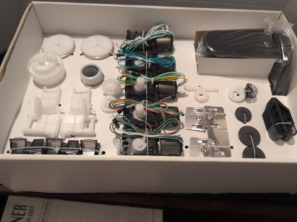OWI Movit Robotic Arm Trainer 007 - OPEN BOX - UNASSEMBLED