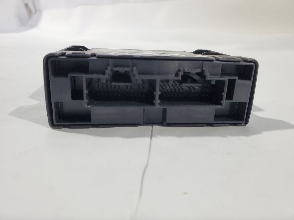 2022 Chevrolet Equinox OEM Network Gateway Control Module13542827