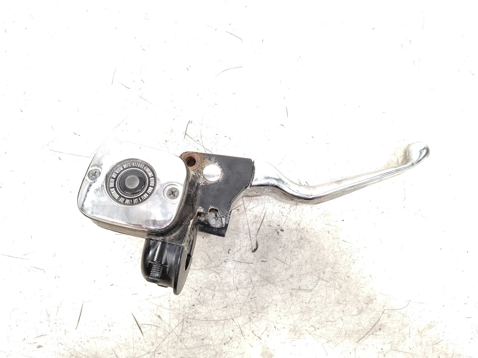 1999 Harley EVO FXDL Dyna Low Rider Front Brake Master Cylinder 11/16