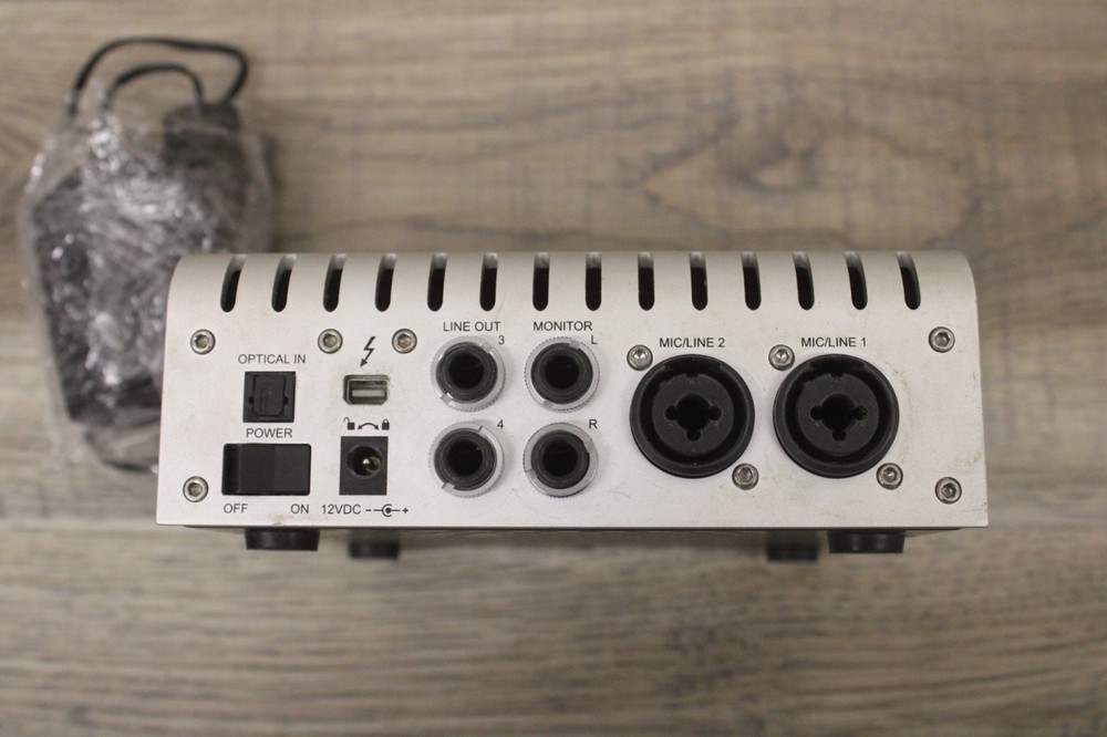 Universal Audio Apollo Twin UAD SOLO CORE Thunderbolt USB Audio Interface