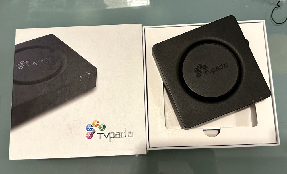 TVpad 3 Model M358 with box remote accessories