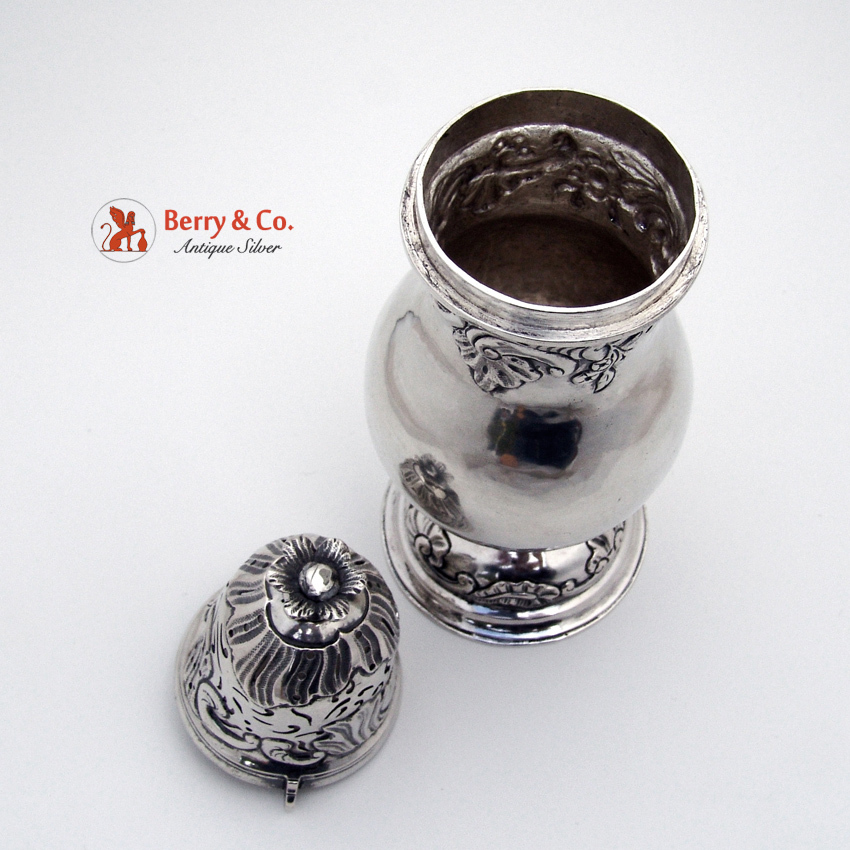 German Baroque Shell Scroll Shaker 1770-1790 Bremen 813 Standard Silver
