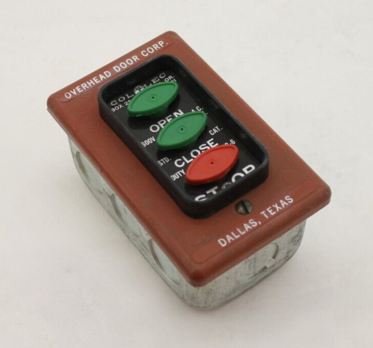 Collec 18-6 Enclosed Control Station