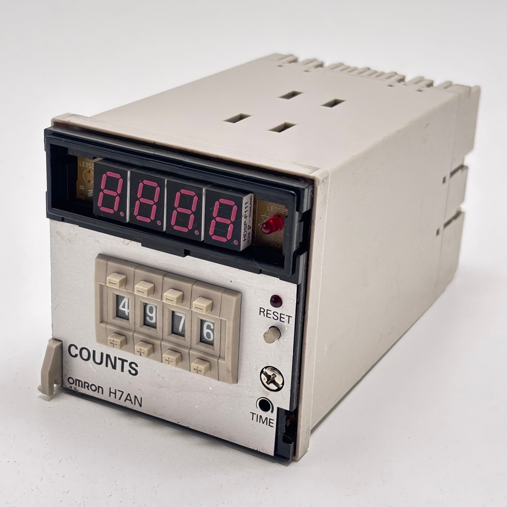 Omron H7AN-4D Digital Counter