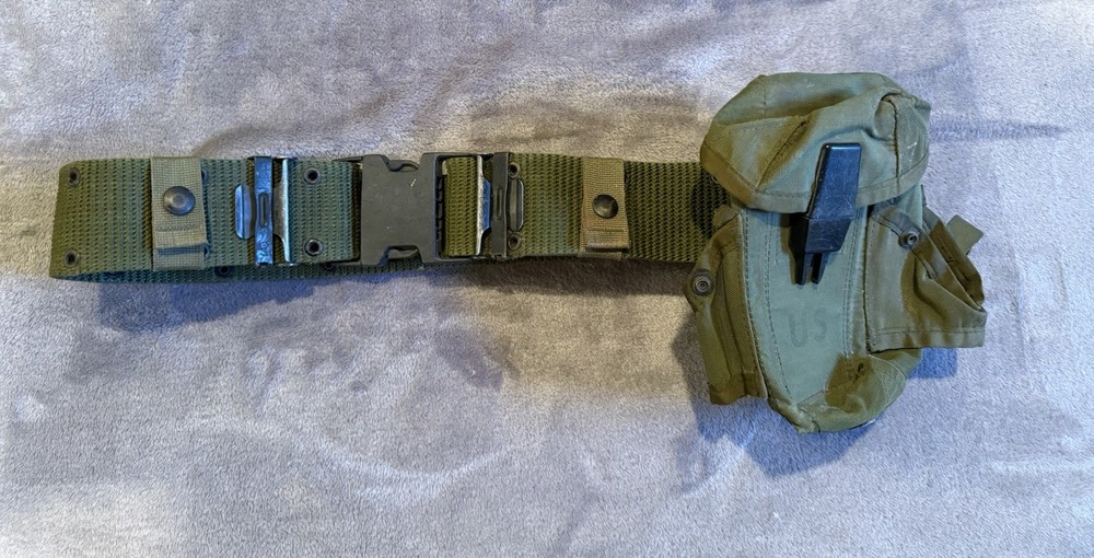 US Army  L-2 Medium Adjustable Belt With Ammo Magazine Pouch