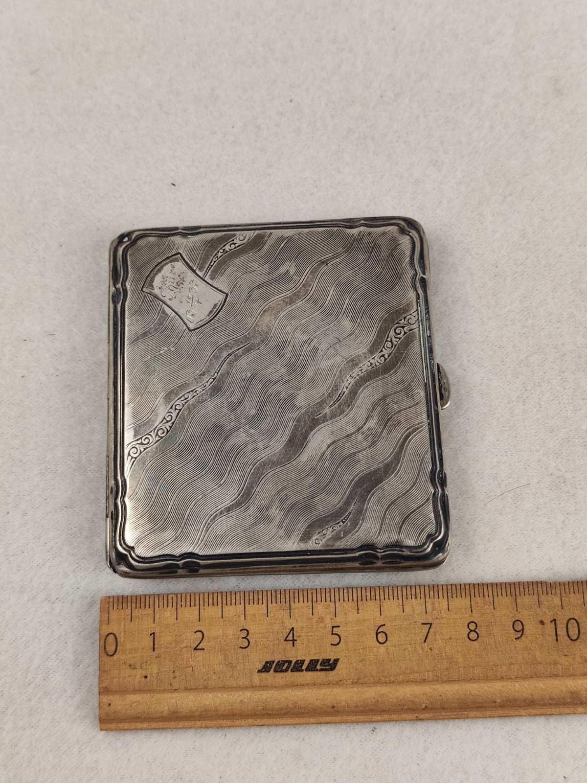 A Swedish silver cigarette case of 830 fineness, Scandinavia,1933. Rare!