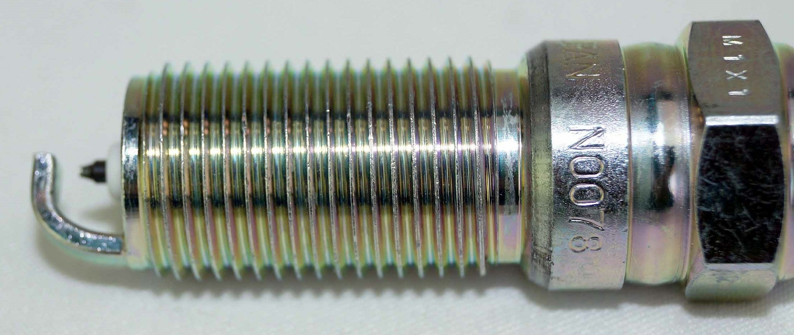 Set of 8 Genuine OEM Motorcraft SP589 CYFS12YT6 Spark Plug replaces SP520 SP520X