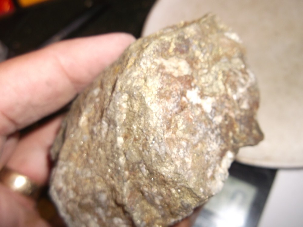 Gold, silver, copper, 62 grams samples ,ore high grade .