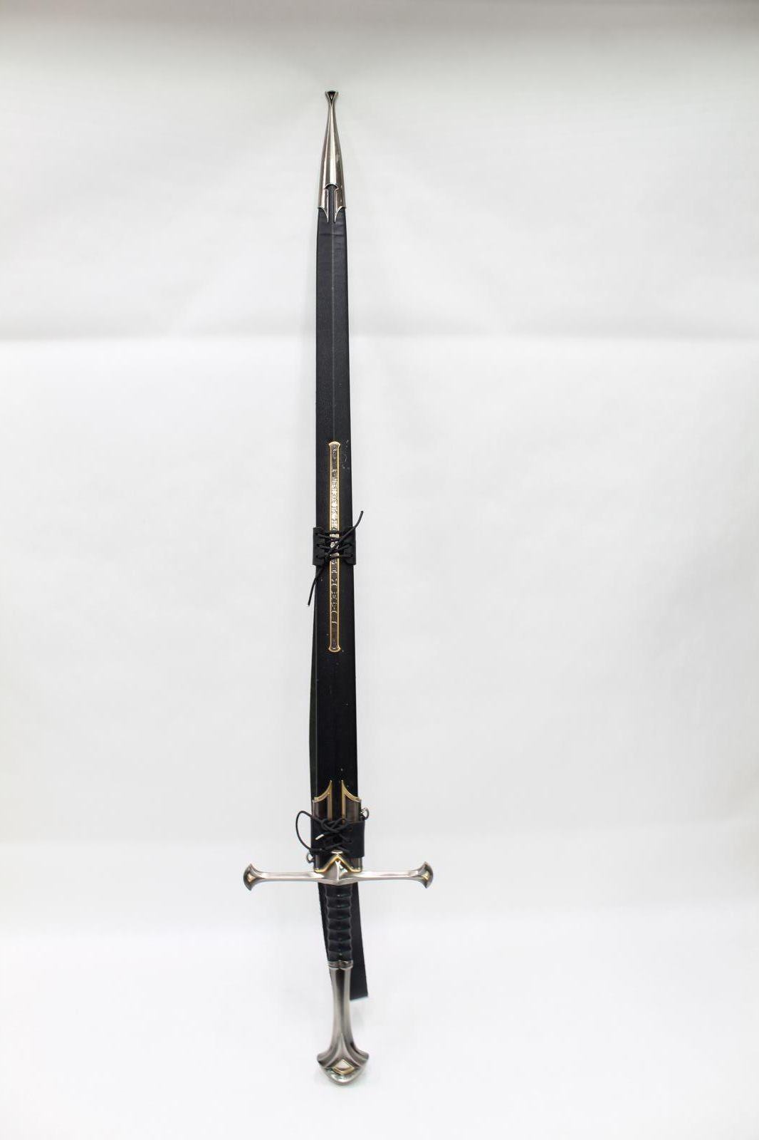 The Lord of the Rings: Anduril, Sword of King Elessar - UC1380