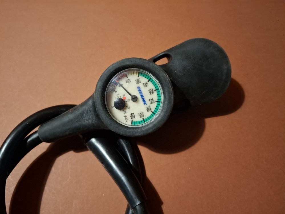 OCEANIC Triple Scuba Console Depth / Pressure Gauges & Compass & Thermometer