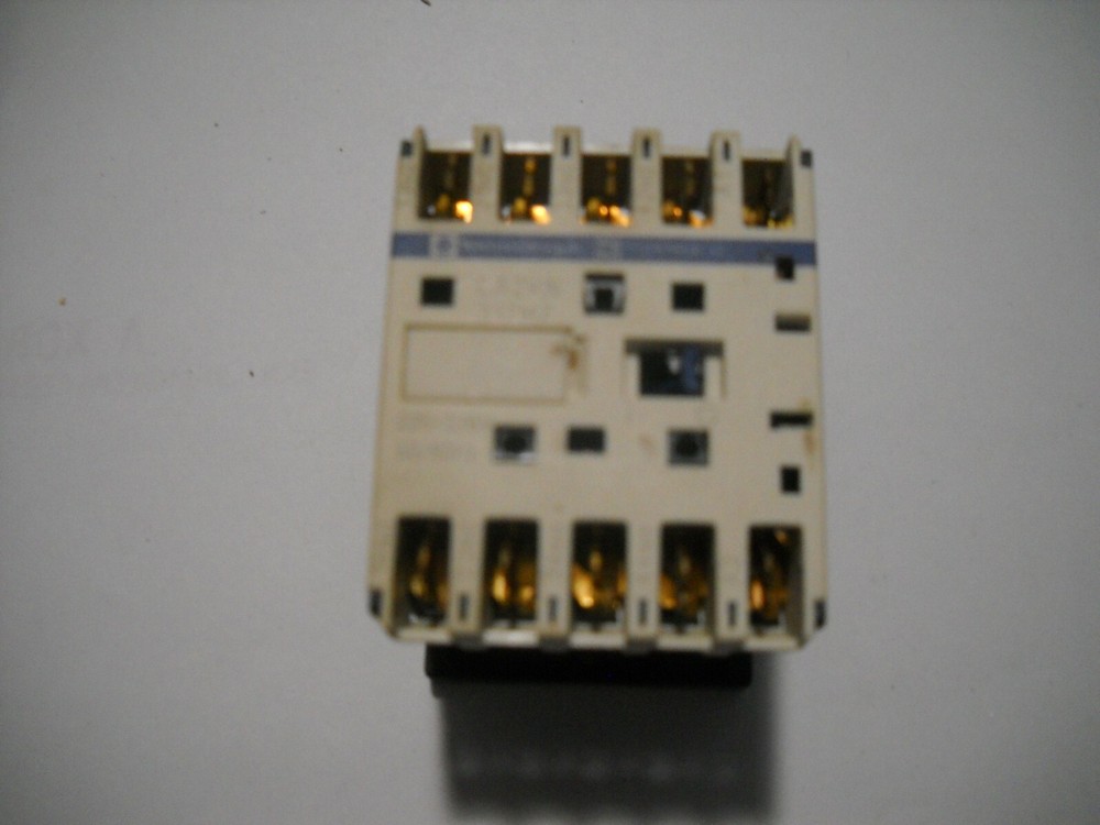 TELEMECANIQUE CA2KN317 M7 CONTACTOR