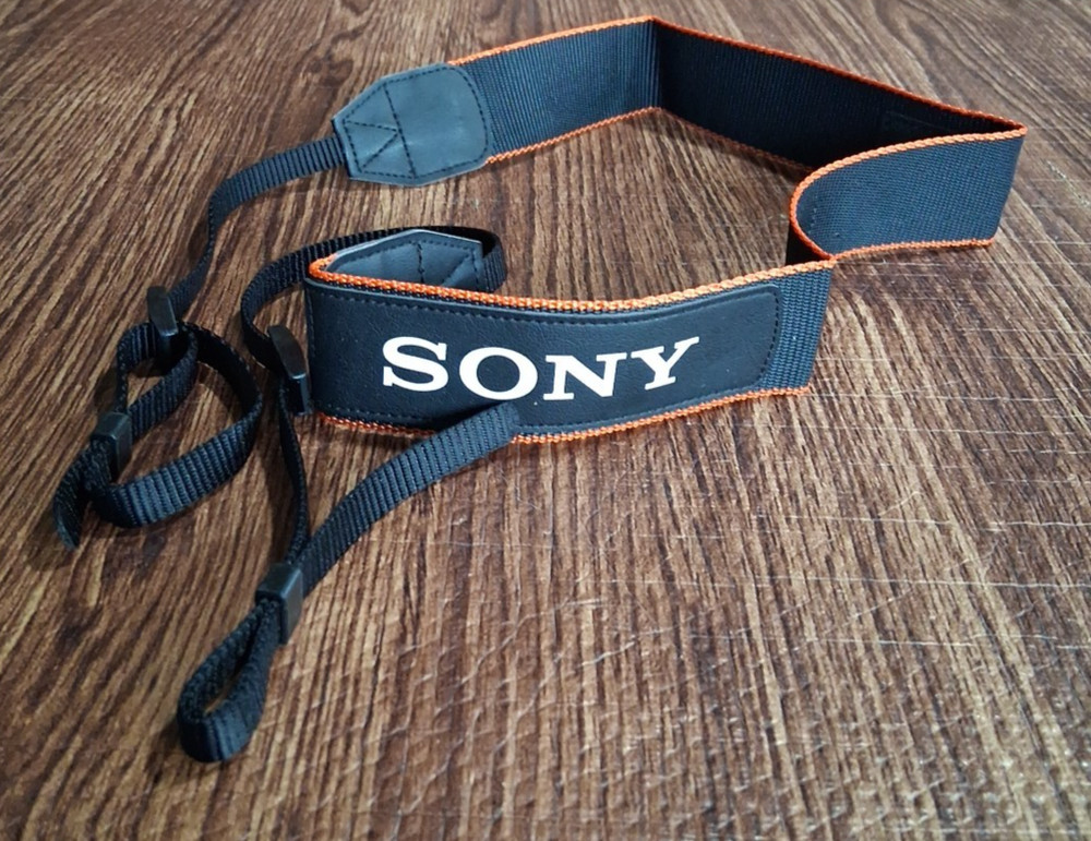 Sony Alpha DSLR Camera Neck Strap *EX*