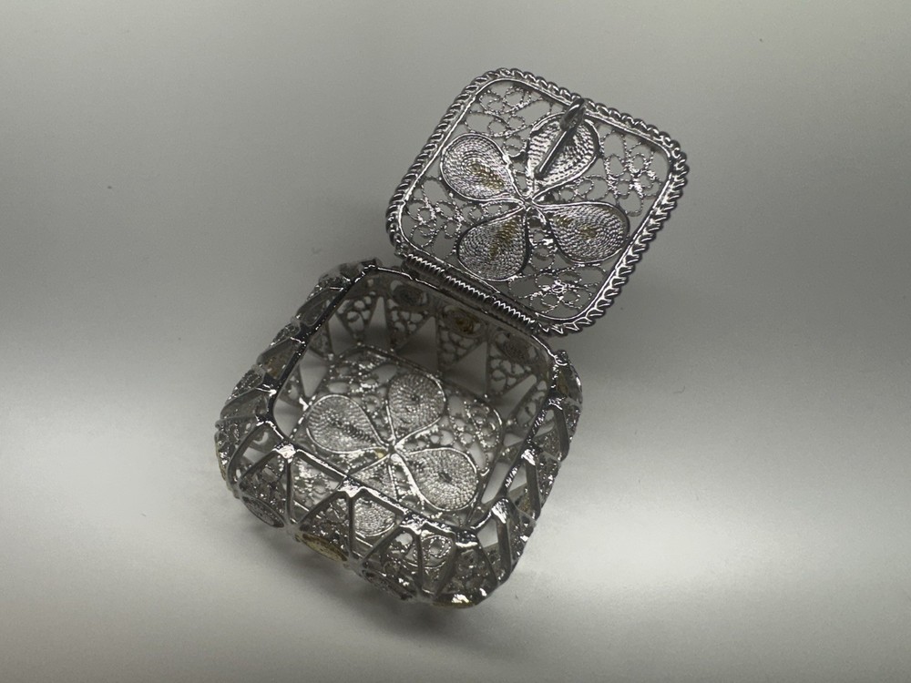 sterling silver 925 filigree square shape pill box