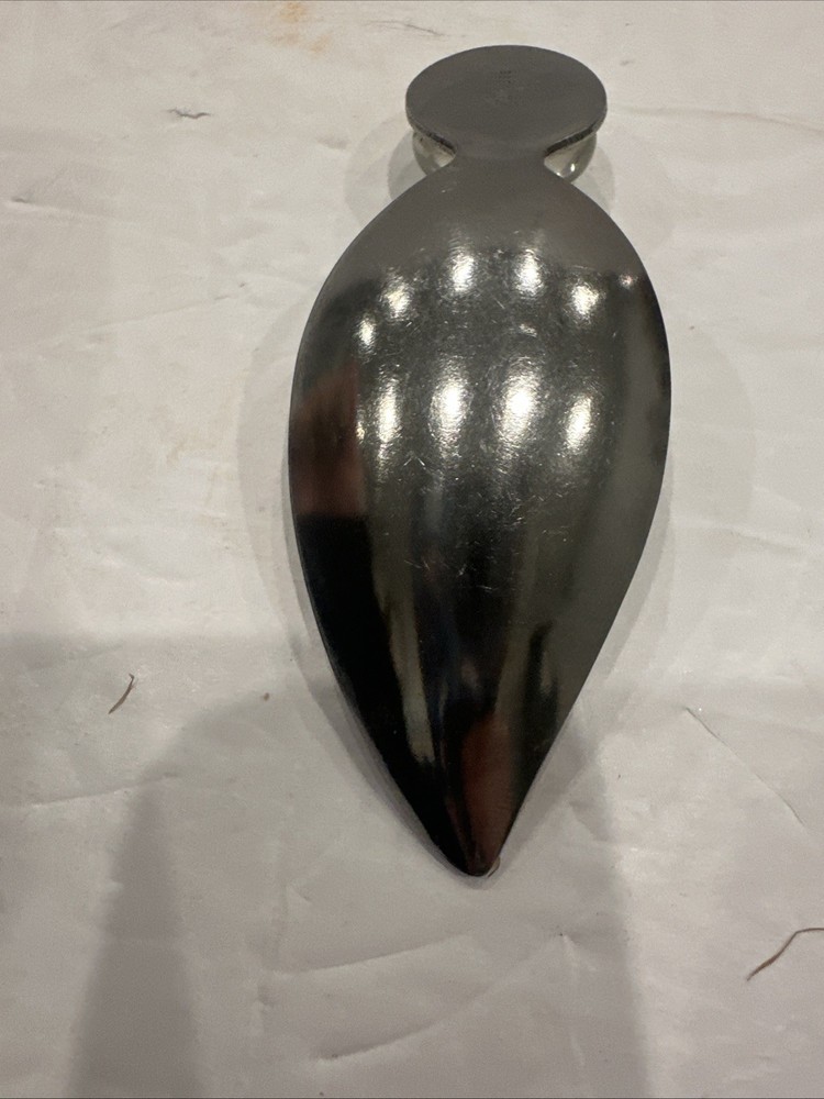 Tea leaf measuring spoon , made in Japan standing still