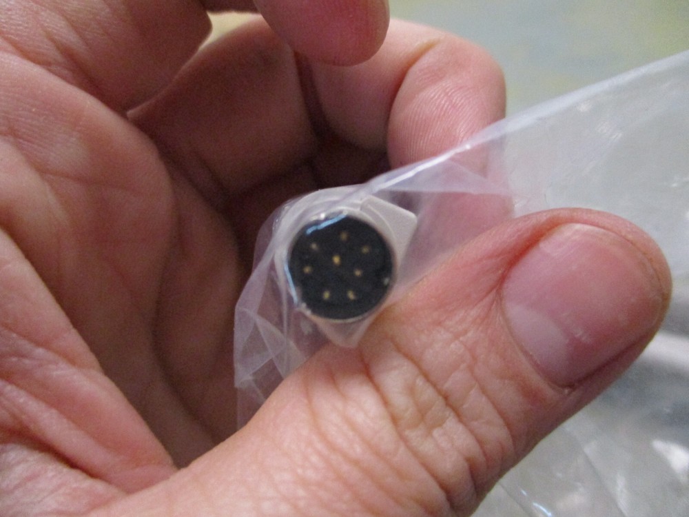 Sun Microsystems(?) 530-1442-02 Rev C. Keyboard(?) Cable [5*K-16]