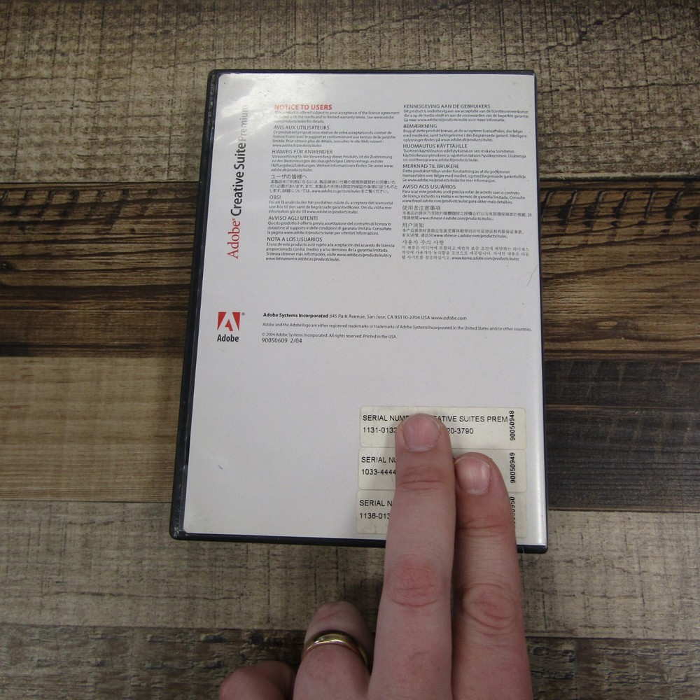 2004 Adobe Creative Suite Premium w/Discs and Serials for Mac