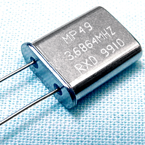 (2) 3.6864 MHz 80-Meter Band CRYSTALS ● HC-49 >