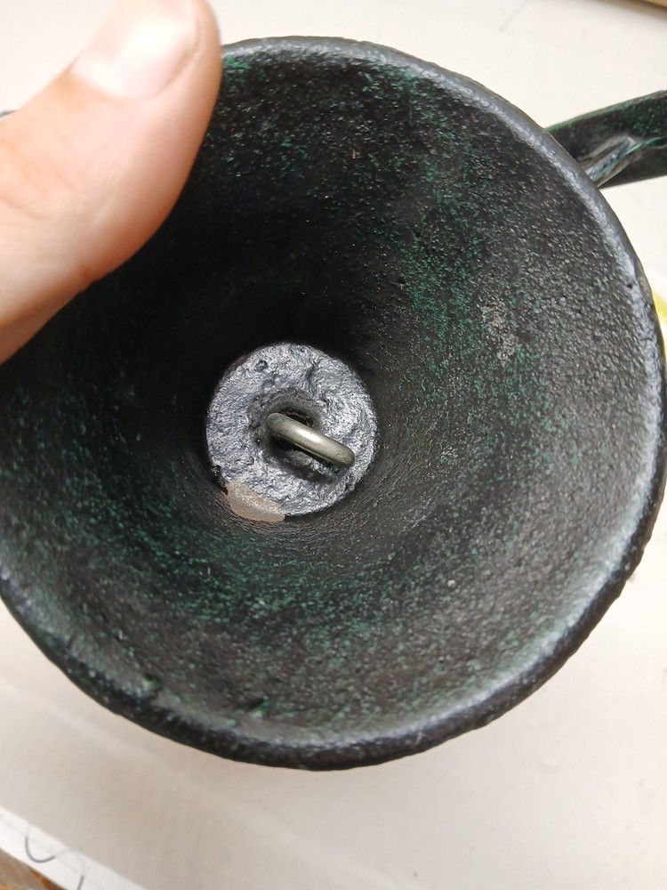 Vintage Cast Iron John Deere Bell Good Condition Wall Bracket *MISSING CLAPPER