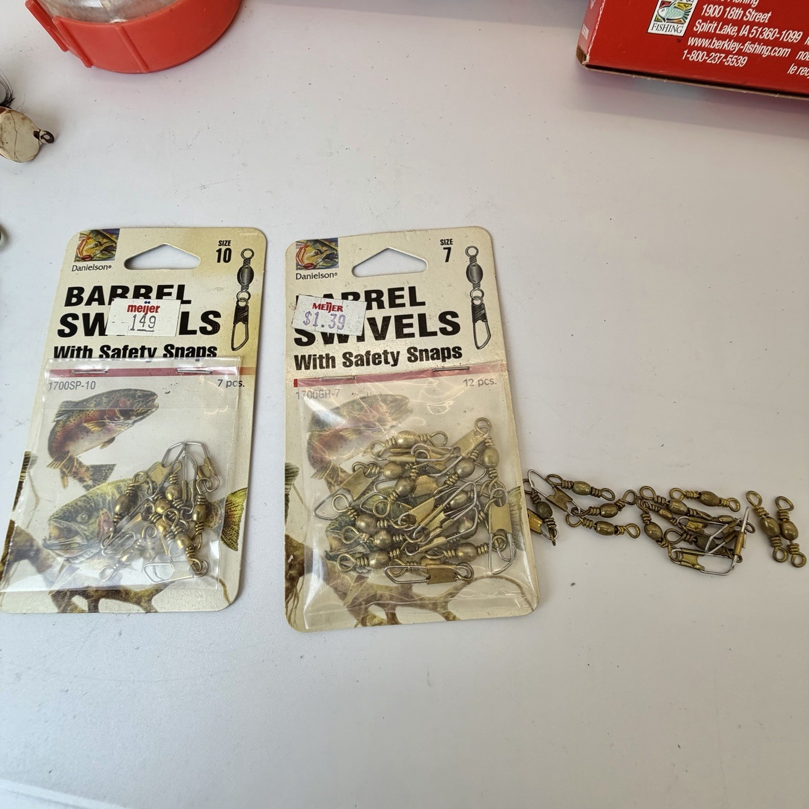 Vintage Fishing Tackle Lot Detty’s Fish Gripper Trilene Line Lures Swivels