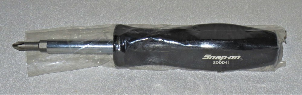*NEW* Snap-on Reversible Screwdriver SDDD41 *4 BITS* BLACK, CLASSIC HARD HANDLE