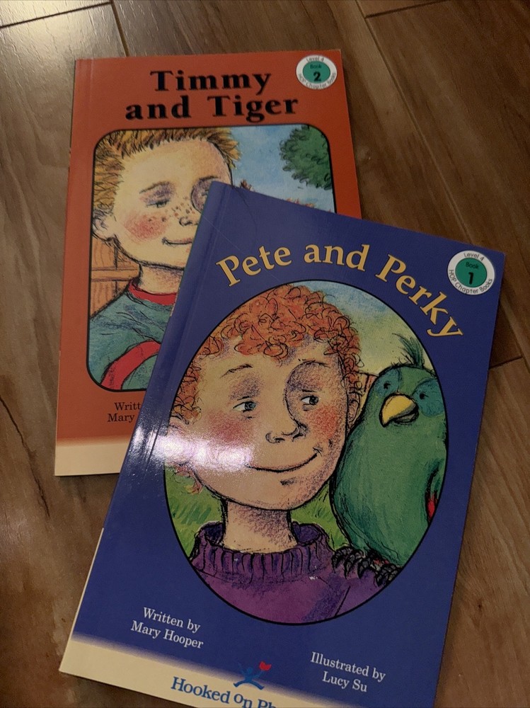 Level 4 Hooked On Phonics Set 1998 EUC, Sealed Cards, Bonus Book