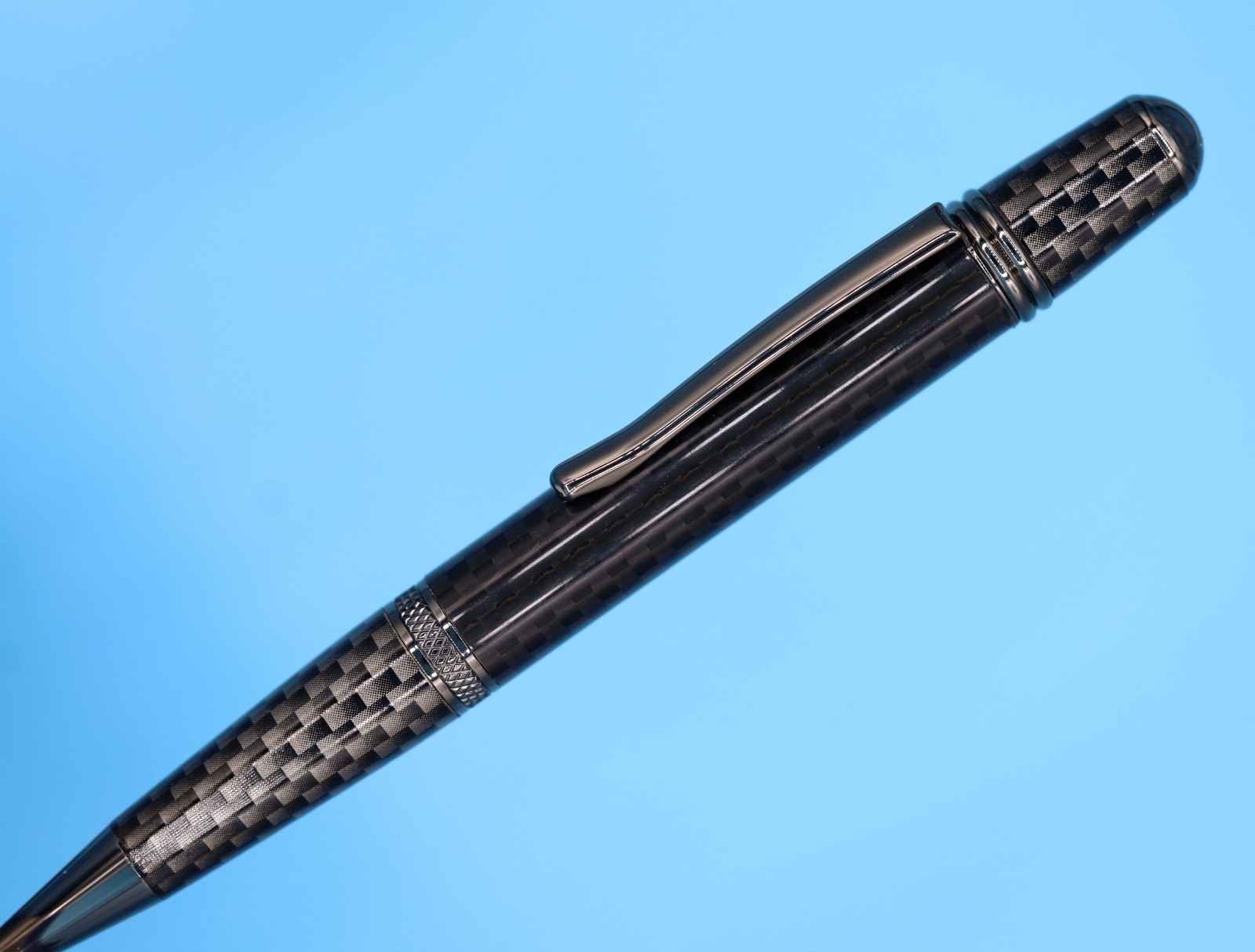 Carbon Fiber Sierra Nomad Ballpoint Pen – Handmade Twist Design – Speed Inspired