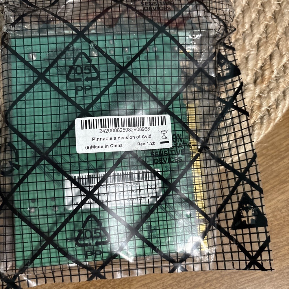 Pinnacle Studio MovieBoard accessories... B9