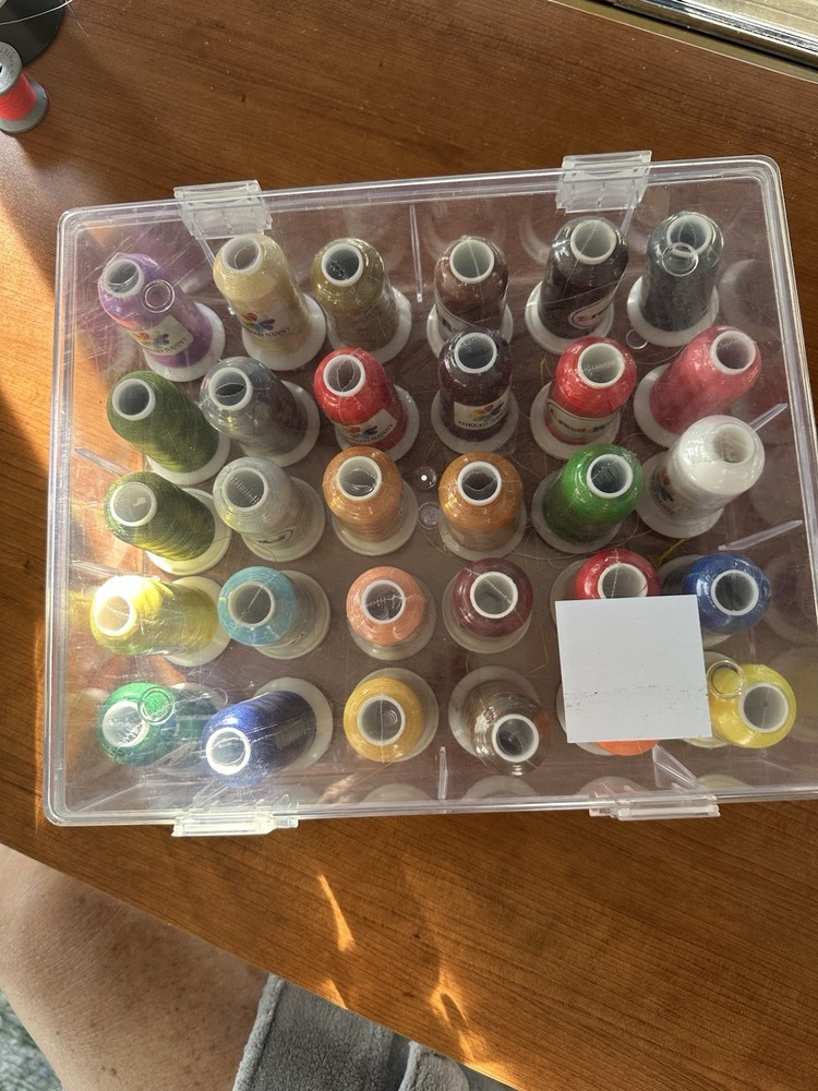 30 thread nanny  1100 Yard 40 Wt Embroidery Thread Set with Clear Storage Box