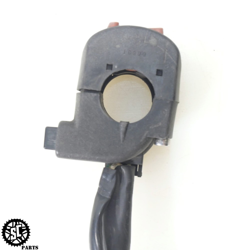 06 07 HONDA CBR1000RR RIGHT CONTROL SWITCH BUTTON