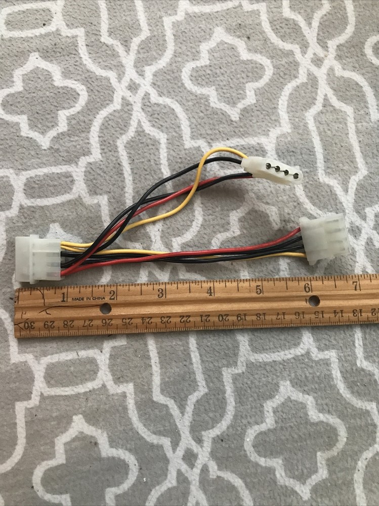 4 pin Molex Internal Y IBM Hard Drive Power Cable   Splits one connection into 2