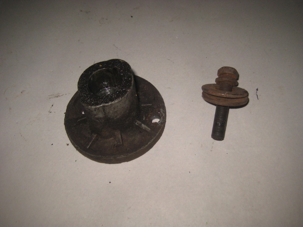 Poulan/Weed Eater 21" Push Mower Blade Mount/Attachment Bolt