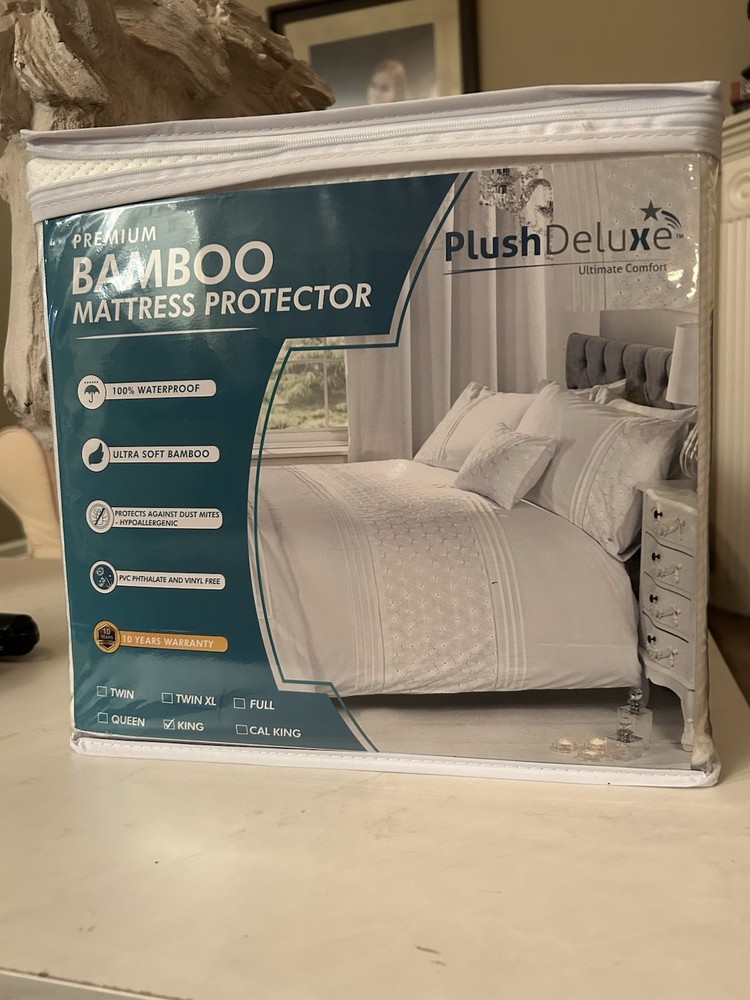 Bamboo Mattress Protector Deep Pocket Waterproof Hypoallergenic Cooling Cover