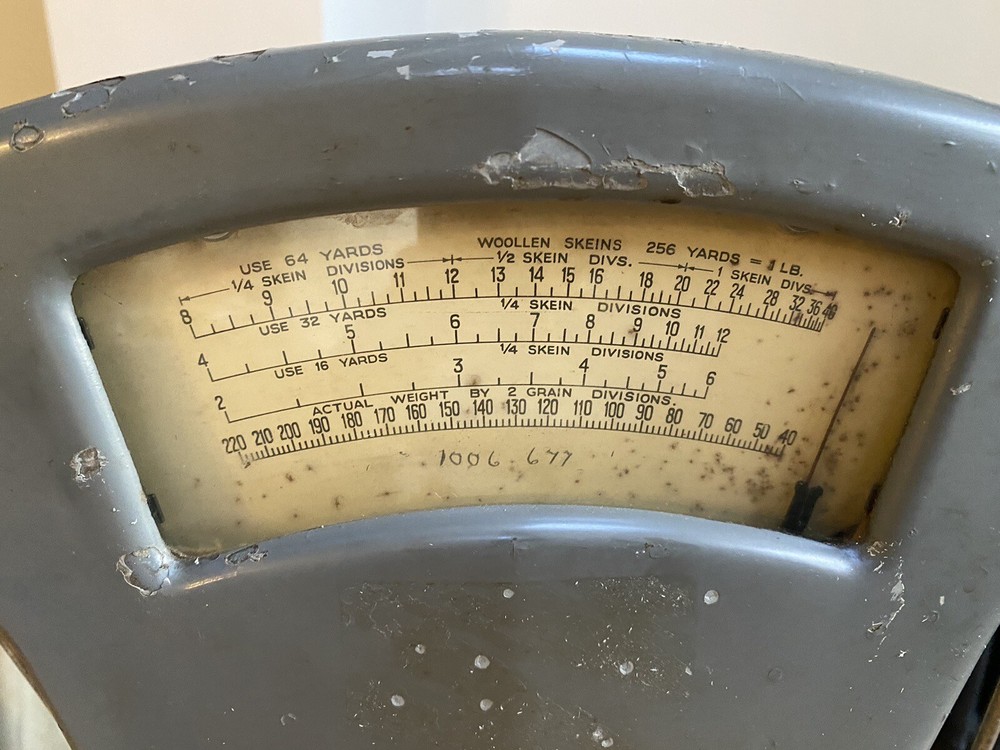 Vintage Avery weighing scales