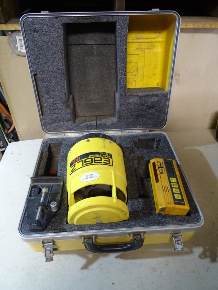 AGL Lasers Rotary Electronic Laser Level w/ Case , EAGL2
