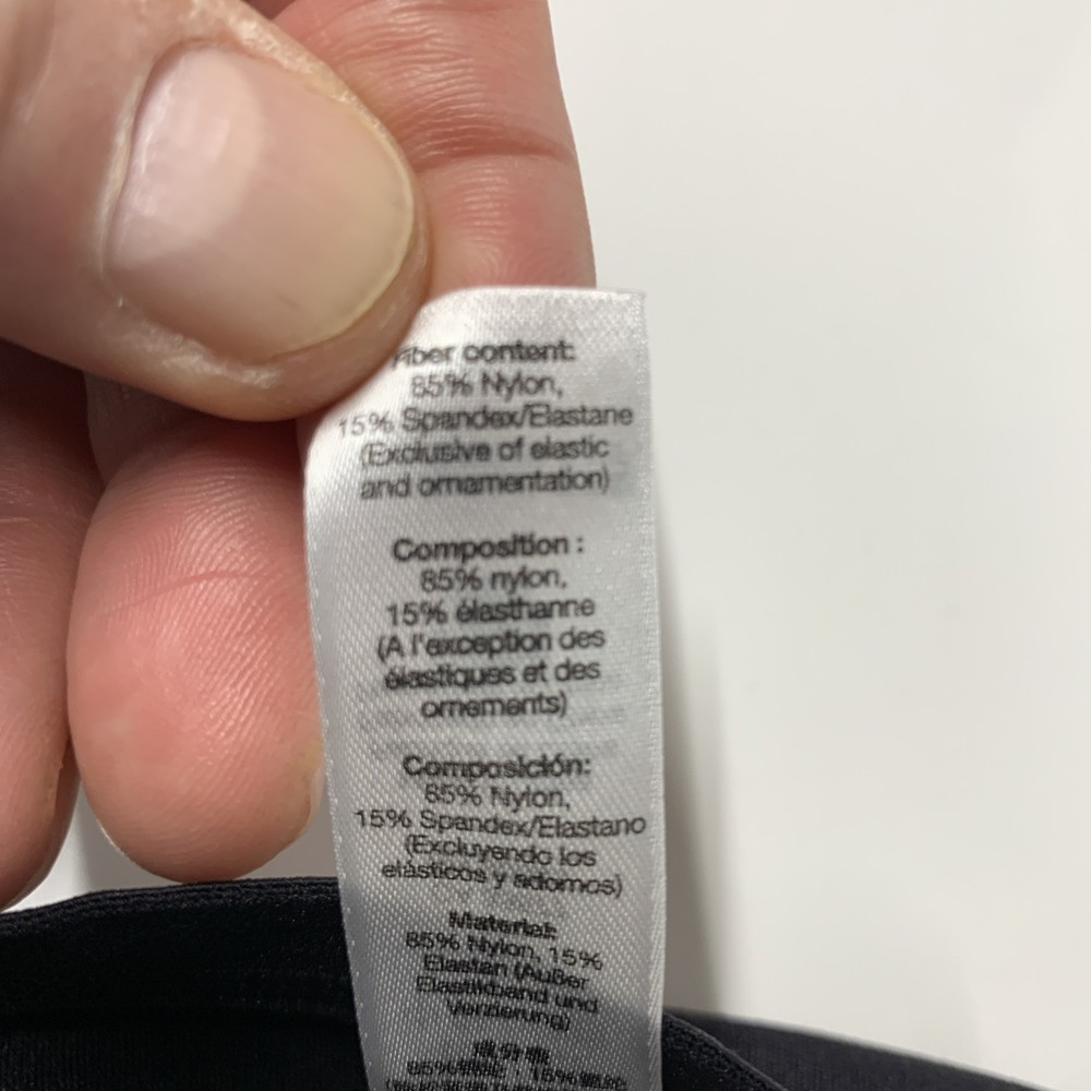 Medela EASY EXPRESSION BUSTIER for Breast Pumping (Black) Size Medium 679