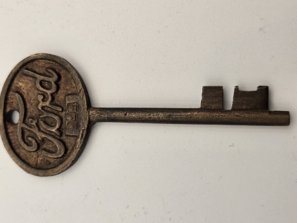 Antique Ford Skeleton Key Numbered