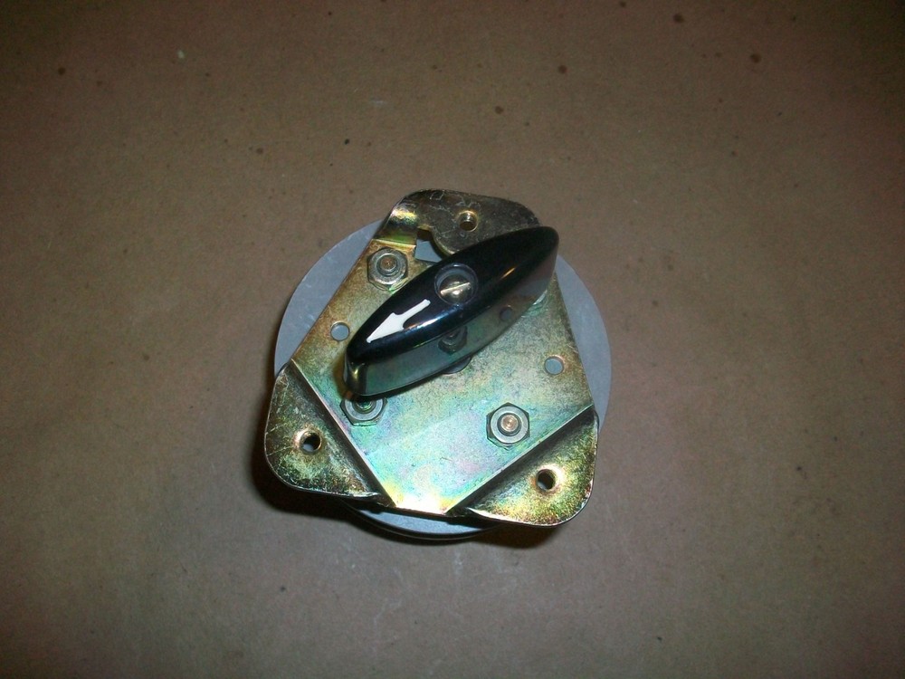 Electroswitch Series 24 Local Remote SW Rotary Switch 24201MX  USED