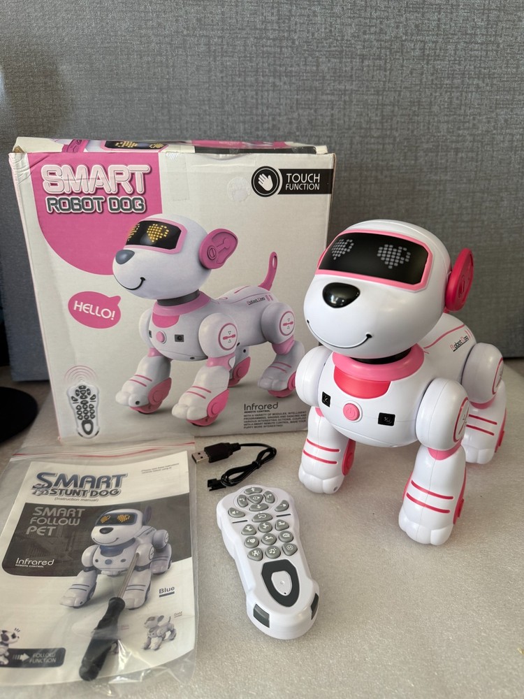 Remote Control Robot Dog Programmable Smart Interactive Stunt Tricks  Brand New.