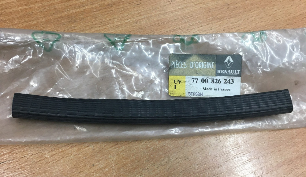 Renault Trafic II Engine Cable Harness Protector Pad Edge Genuine 7700826243