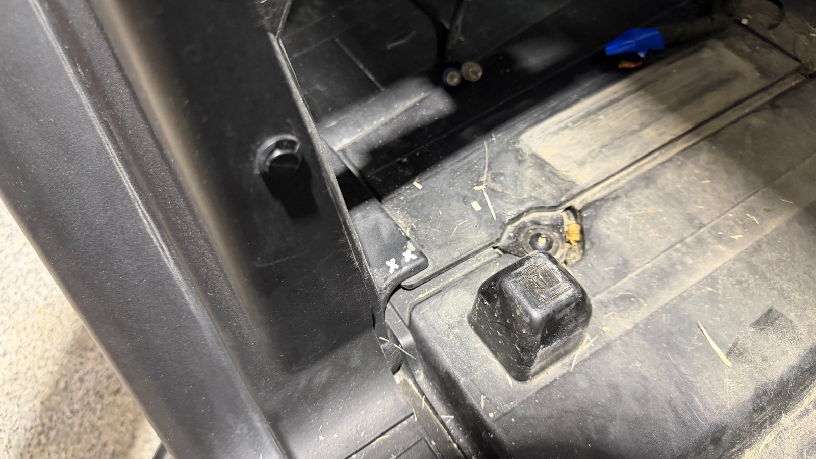 Can Am Defender 16-25 Under Seats Subwoofer Box 2X10" Sealed Birch 3/4