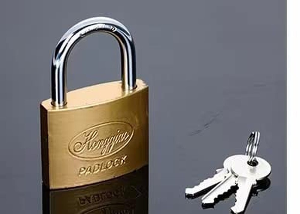 Findeyo 2 pcs Mini Padlock with 2 Keys, 0.98 inch Solid Brass Small Lock with...