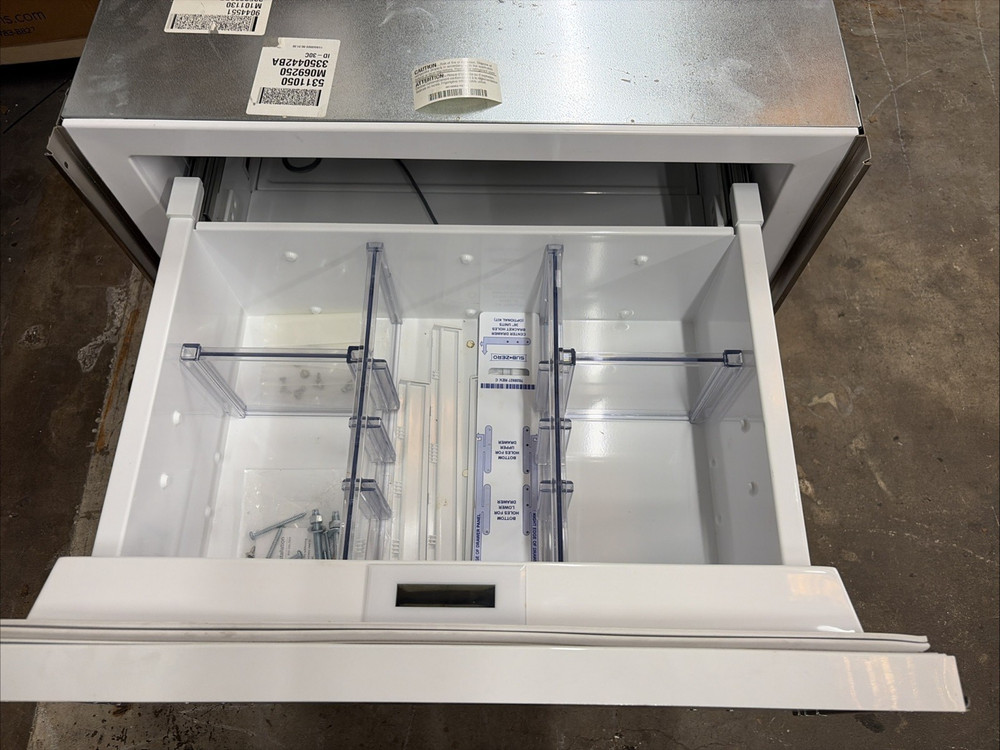 Sub-Zero ID30C 30 Inch Integrated Double Drawer Smart Refrigerator/Freezer