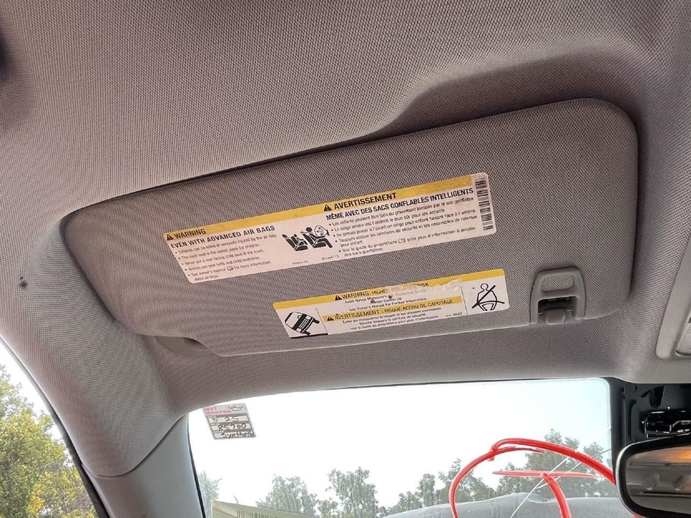 Sun Visor Left Driver  Fits 17-22 TRAX 975743