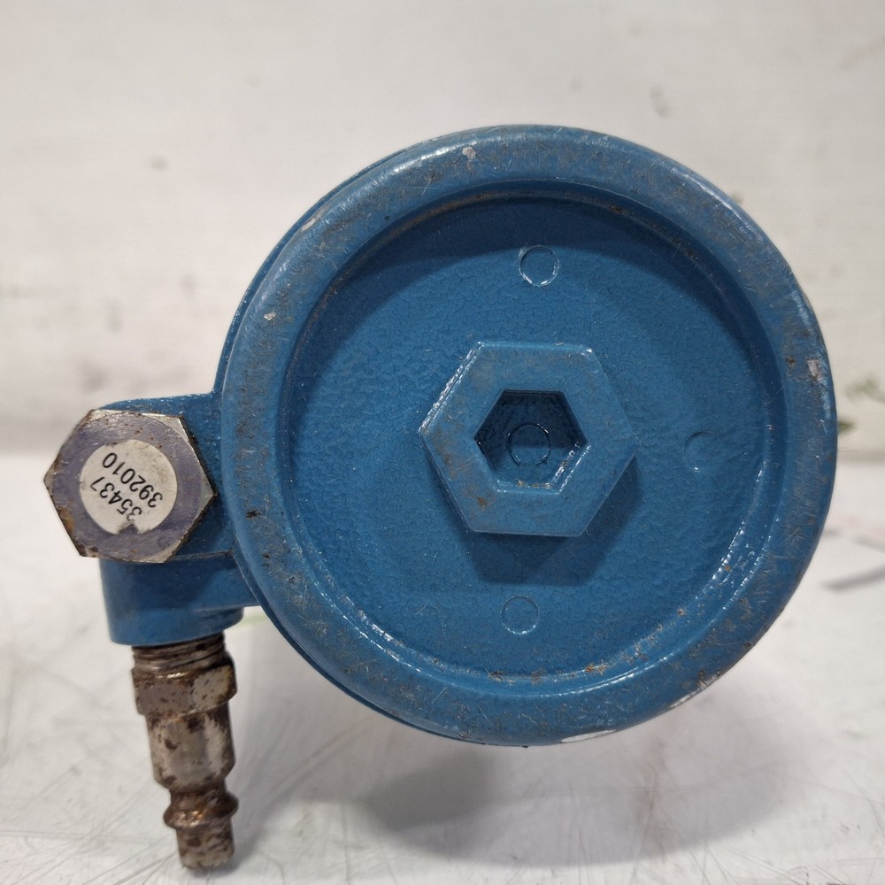 Central Pneumatic Air Hydraulic Riveter