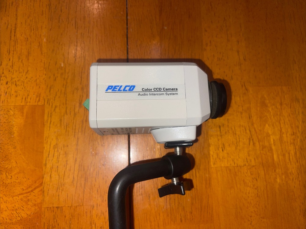 Pelco CCQ1400A Color CCD Camera Used 12v Tested Working