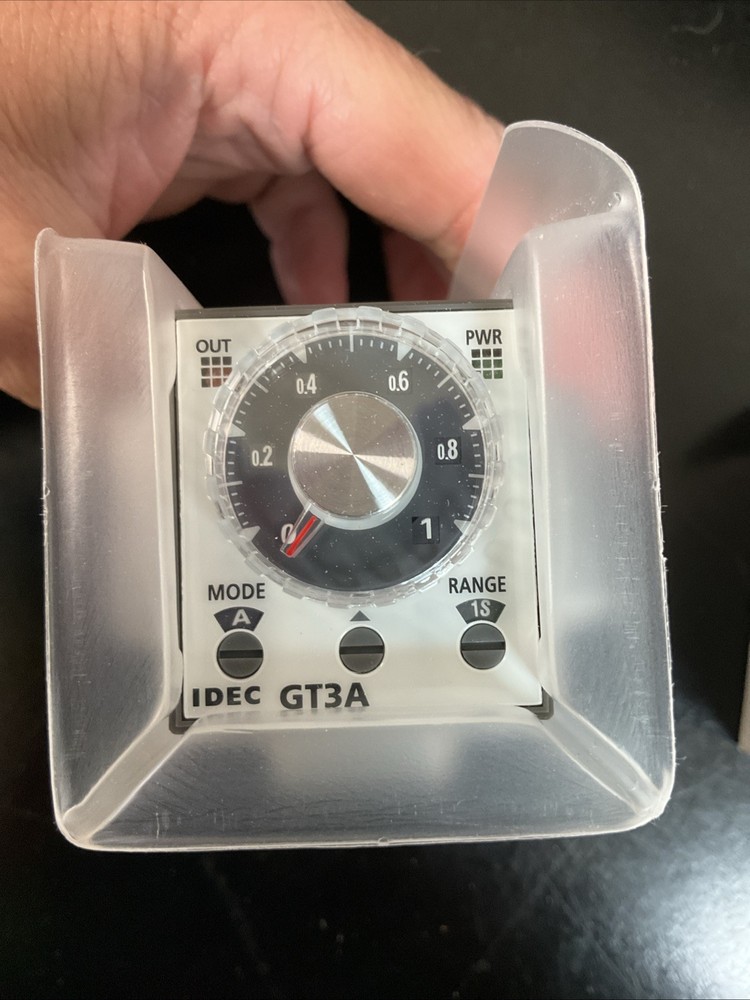 IDEC Electronic Timer GT3A-3AD24